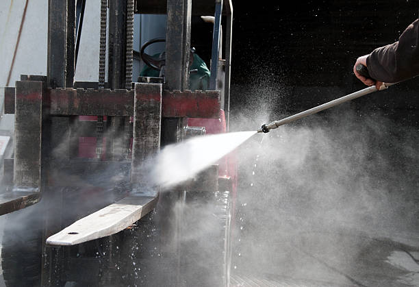 Best Concrete Pressure Washing  in Wmington, IL